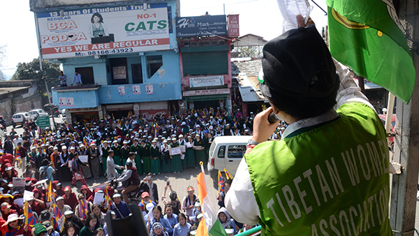 བུད་མེད་སྒེར་ལངས་ཐེངས་ ༥༩ སྲུང་བརྩིའི་སྐབས་ཀྱི་པར། པར་བ་ཆོས་ཉིད།