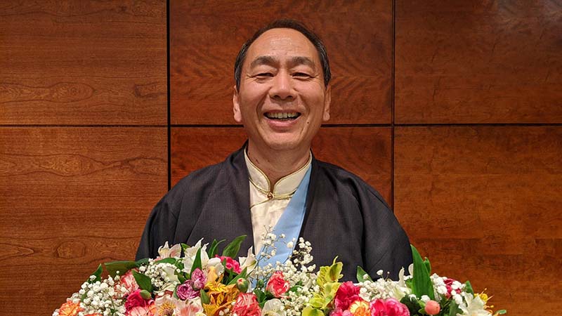 བཀའ་ཟུར་བློ་བཟང་སྙན་གྲགས་མཆོག