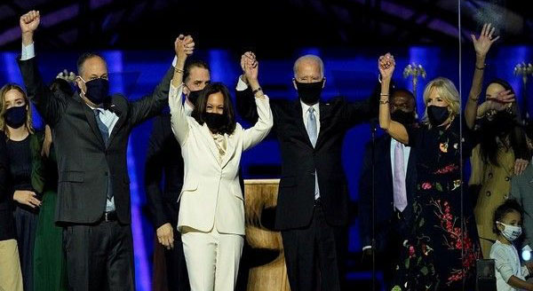 ཨ་རིའི་སྲིད་འཛིན་གསར་པ་ཇོར་བྷ་ཌན་དང་སྲིད་འཛིན་གཞོན་པ་ཀམ་མ་ལ། པར། བརྒྱུད་ལམ།