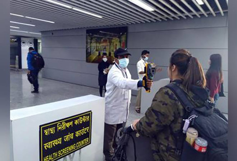 རྒྱ་གར་གྱི་གནམ་ཐང་འགྲུལ་པ་བརྟག་དཔྱད་བྱེད་བཞིན་པ།