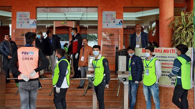 ཏོག་དབྱིབས་ནད་དུག་སྔོན་འགོག་ཆེད་ཧི་མ་ཅལ་མངའ་སྡེས་ཕྱི་མི་བཀག་སྡོམ།