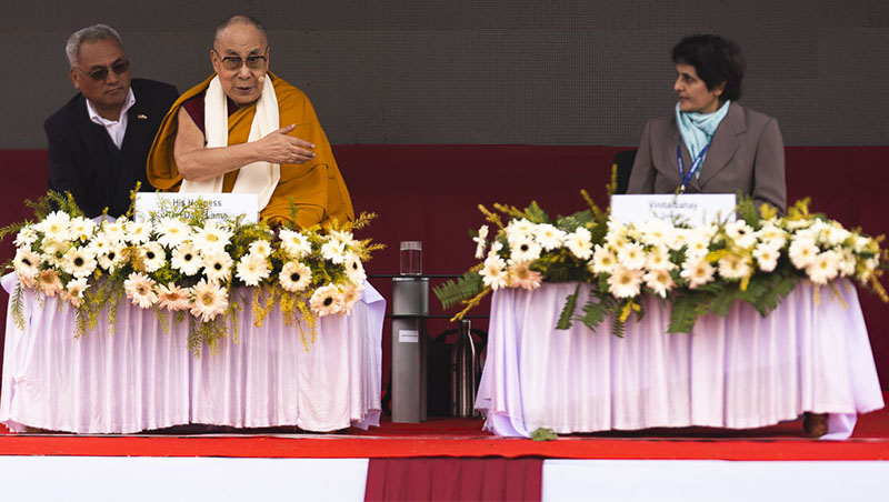 ༢༠༢༠་ལོའི་ཟླ་༡་ཚེས་༡༤་ཉིན། ༸གོང་ས་མཆོག་རྒྱ་གར་གྱི་ཚོང་ལས་མཐོ་སློབ་ཁང་དུ། སྐུ་པར། ༸རྒྱལ་བ་རིན་པོ་ཆེའི་དྲ་རྒྱ། 