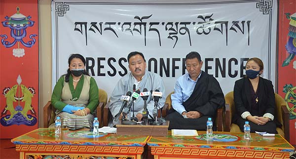 གཞུང་འབྲེལ་མིན་པའི་ཚོགས་པ་བཞི་ནས་གསར་འགོད་གསལ་བསྒྲགས་སྤེལ་སྐབས། 