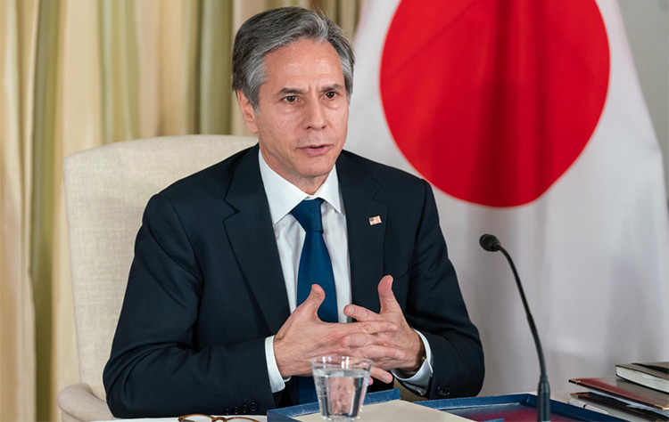 ཨ་རིའི་ཕྱི་སྲིད་དྲུང་ཆེ་ཨན་ཊོན་ཎི-བྷི་ལིན་ཁེན(Antony Blinken)།  པར། དྲུང་ཆེའི་འཕྲུལ་སྒྲ་ནས་བླངས།