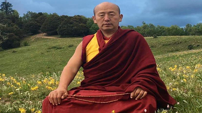 བོད་ཀྱི་ཆབ་སྲིད་བཙོན་པ་དགེ་བཤེས་ཕན་བདེ་རྒྱལ་མཚན་ལགས།