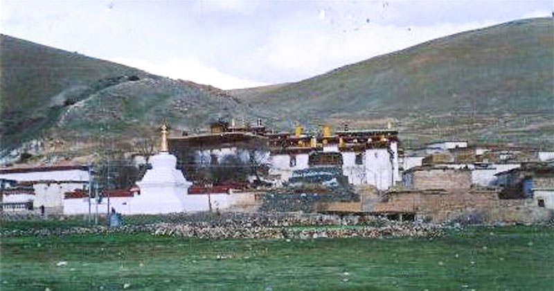 དགེ་འདུན་པ་ཨ་འཛིན་ལགས་ཀྱི་དགོན་པ་དཔལ་ཤོད་དགོན།