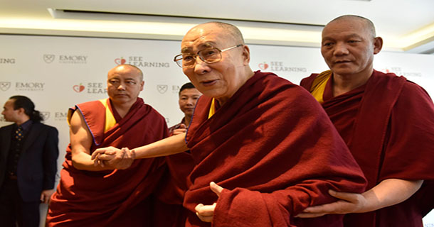 ༢༠༡༩ལོའི་ཟླ་༤་ཚེས་༡༢ ཉིན། ༸སྤྱི་ནོར་༸གོང་ས་སྐྱབས་མགོན་ཆེན་པོ་མཆོག་སྐུའི་སྙུང་གཞི་དྲག་སྐྱེད་བྱུང་ནས་ལྡི་ལི་སྨན་ཁང་ནས་ཐོན་གནང་འདུག པར། Sanjeev Verma