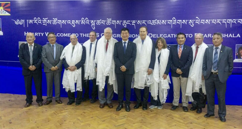 ༢༠༡༩ལོའི་ཟླ་༨་ཚེས་༣་ཉིན། ཨ་རིའི་གྲོས་ཚོགས་འཐུས་མི་དྲུག་རྡ་སར་འཚམས་གཟིགས་སུ་ཕེབས་སྐབས། 