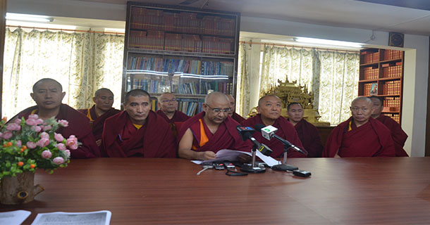 ༢༠༡༩ལོའི་ཟླ་༢་ཚེས་༢༢་ཉིན། འཛམ་གླིང་རྒྱལ་སྤྱིའི་དགེ་ལྡན་ལྷན་ཚོགས་ཀྱིས་གསར་འགོད་གསལ་བསྒྲགས་ཞིག་ཐོག