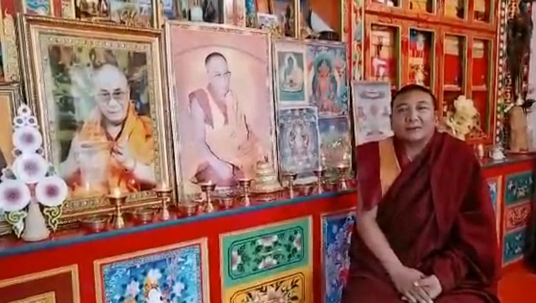 བོད་མོད་སྨད་མགོ་ལོག་གཅིག་སྒྲིལ་རྫོང་ལྕམ་མདའ་དགོན་པའི་ཁྲི་པ་ཟུར་པ་བསམ་གཏན་འོད་ཟེར་ལགས།