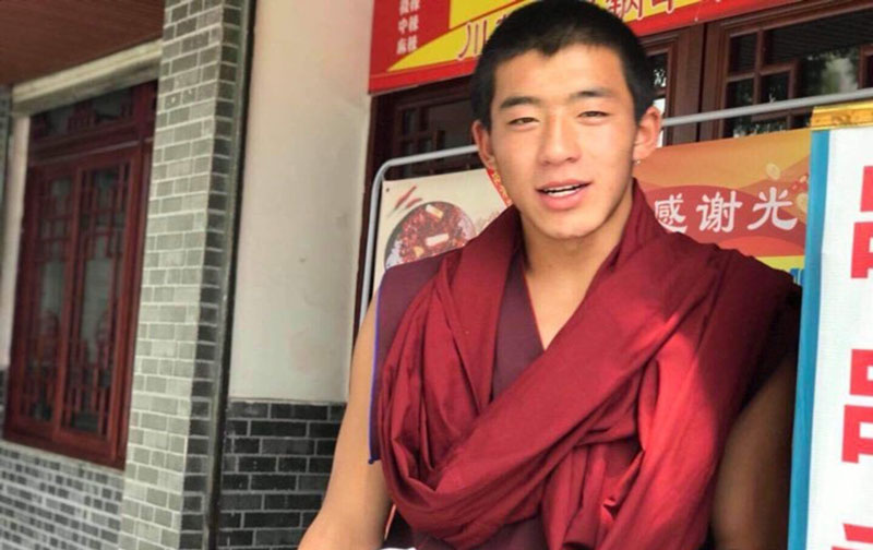 ༢༠༡༩་ལོའི་ཟླ་༩་ཚེས་༡༩་ཉིན། རྒྱ་གཞུང་གི་ཉེན་རྟོག་པས་གྲྭ་བསོད་ནམས་དཔལ་ལྡན་འཛིན་བཟུང་བྱས་འདུག