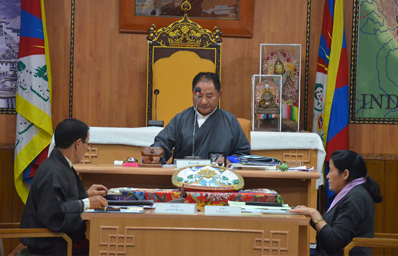 ༢༠༡༩་ལོའི་ཟླ་༩་ཚེས་༣༠་ཉིན། སྐབས་བཅུ་དྲུག་པའི་བོད་མི་མང་སྤྱི་འཐུས་ལྷན་ཚོགས་ཀྱི་གྲོས་ཚོགས་ཚོགས་དུས་བརྒྱད་པ་དེ་ལེགས་པའི་ངང་མཇུག་བསྡུས་གནང་སོང་།